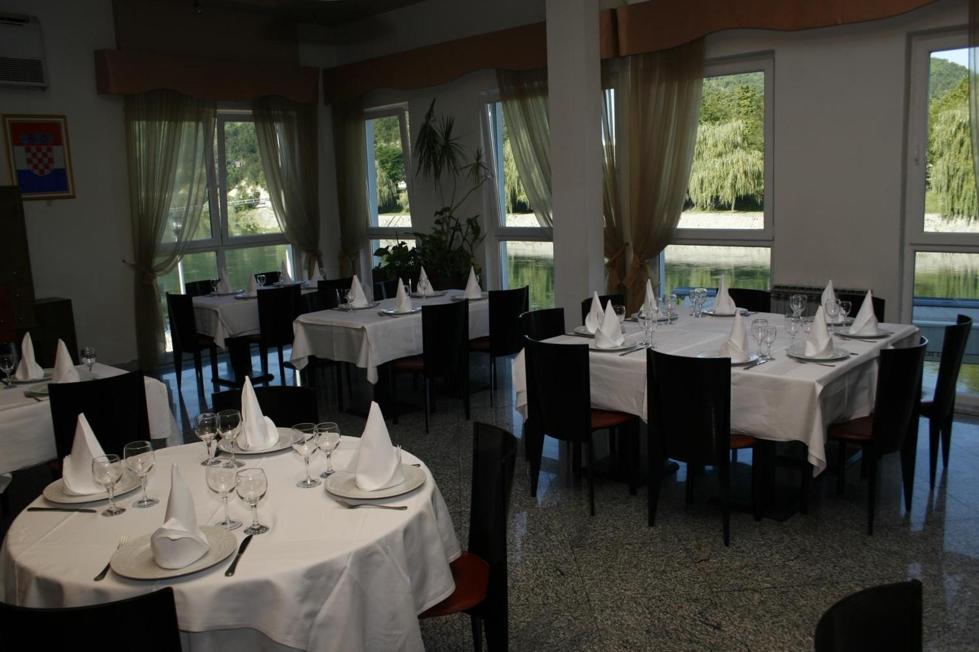 Hotel Sv. Mihovil Trilj Eksteriør billede