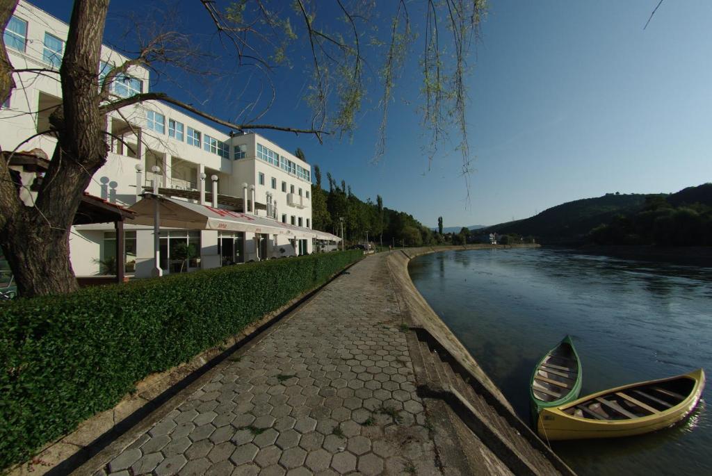Hotel Sv. Mihovil Trilj Værelse billede